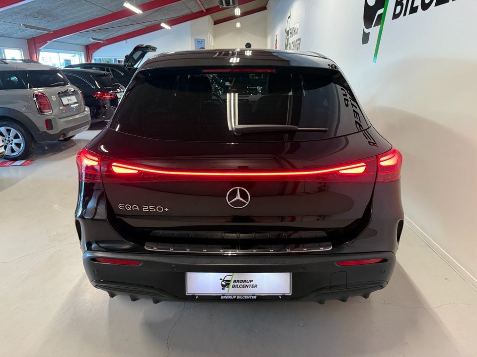 Mercedes EQA250+ AMG Advance 5d
