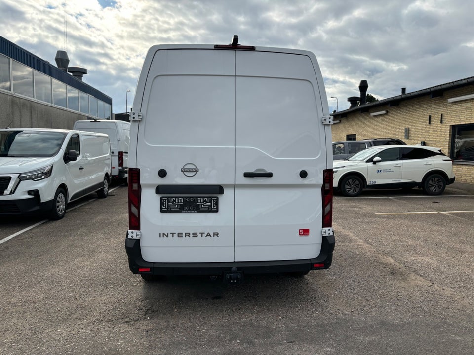 Nissan Interstar 2,0 dCi 150 L3H2 N-Connecta Van