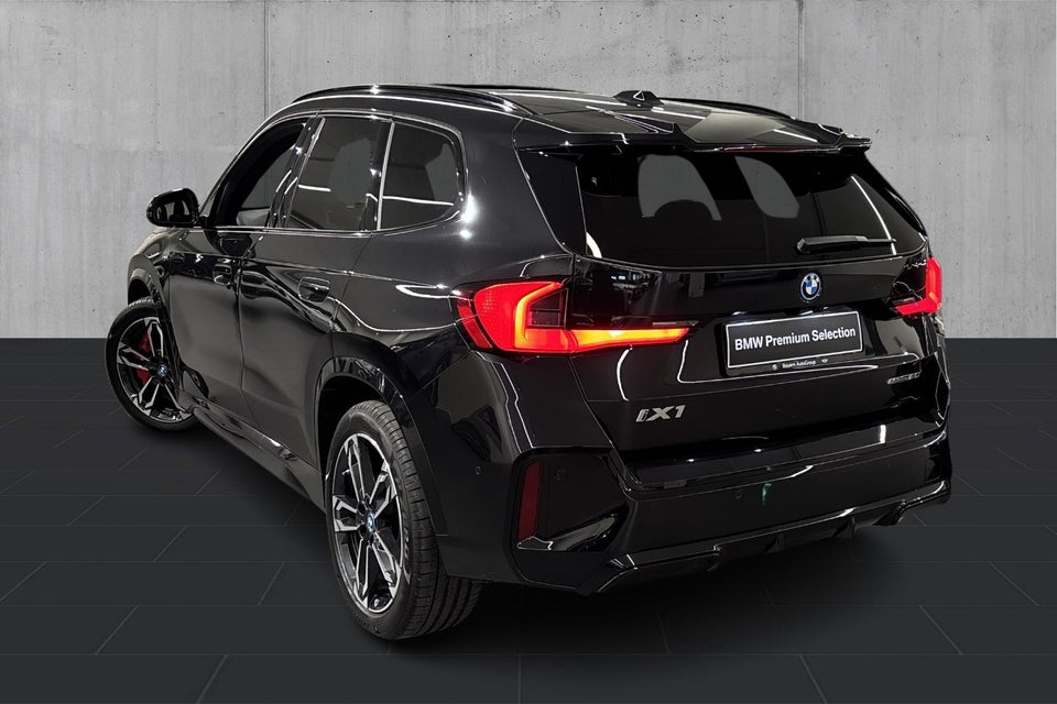 BMW iX1 eDrive20 M-Sport Pro 5d