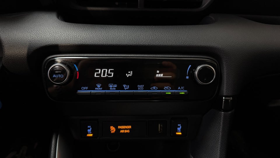 Toyota Yaris 1,5 Hybrid Active e-CVT 5d