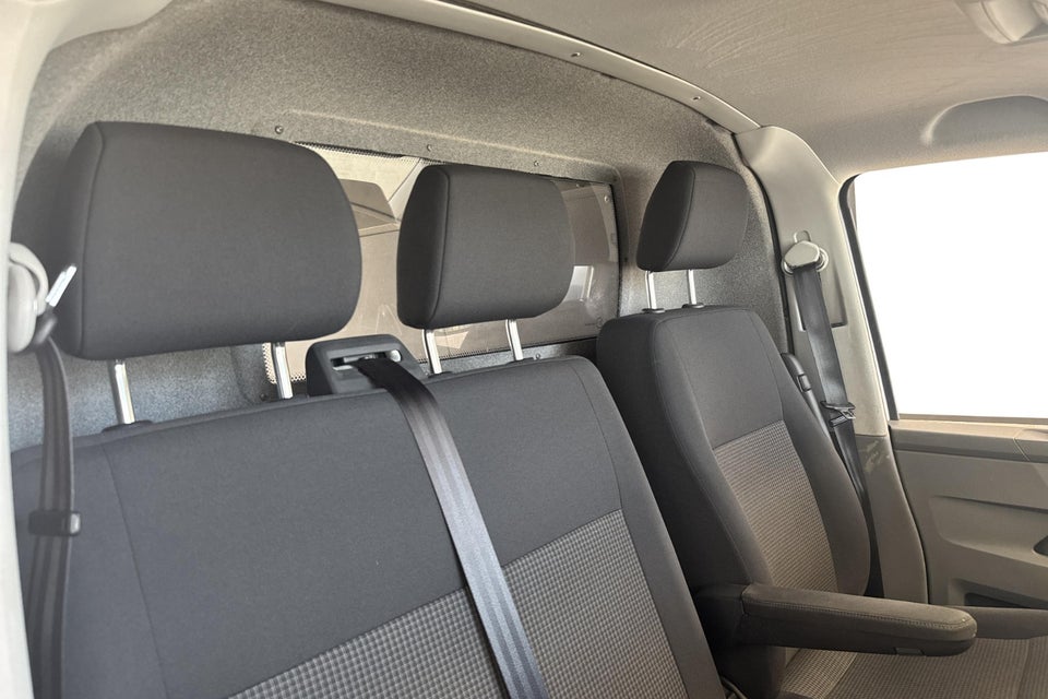 VW Transporter 2,0 TDi 150 Kassevogn DSG lang