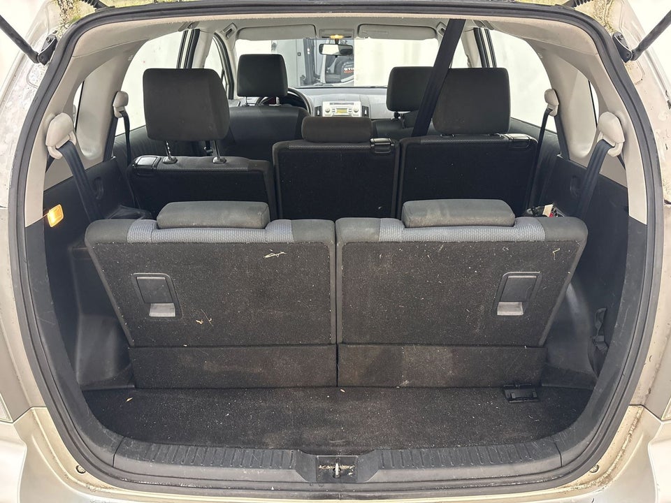 Toyota Corolla Verso 1,8 Luna 7prs 5d