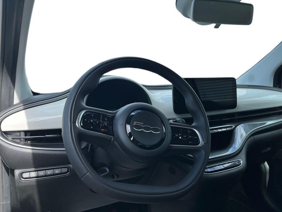Fiat 500e 42 Icon 3d