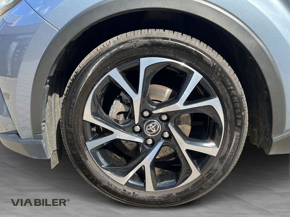 Toyota C-HR 1,8 Hybrid C-LUB Premium CVT 5d