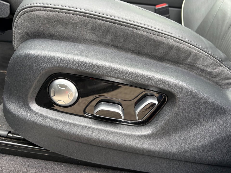 Hongqi E-HS9 120 Exclusive+ 5d