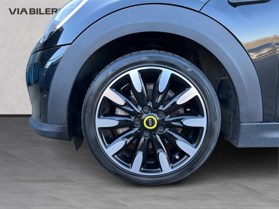 MINI Cooper SE Classic Trim 3d