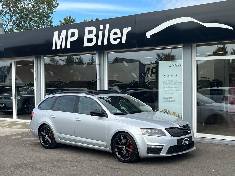 Skoda Octavia 2,0 TSi 220 RS Combi DSG 5d