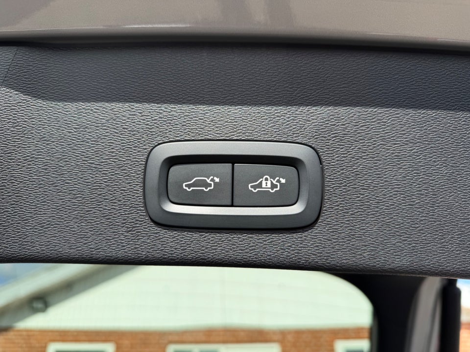 Volvo EC40 Twin Performance Ultra 5d