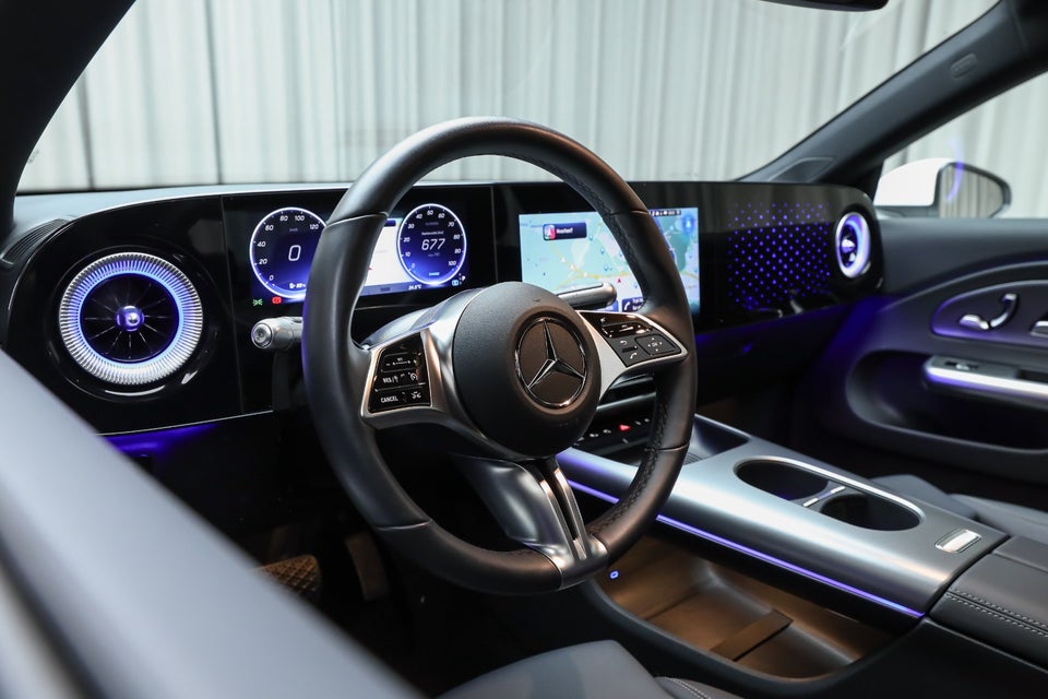 Mercedes CLA250+ EQ Progressive Premium 4d