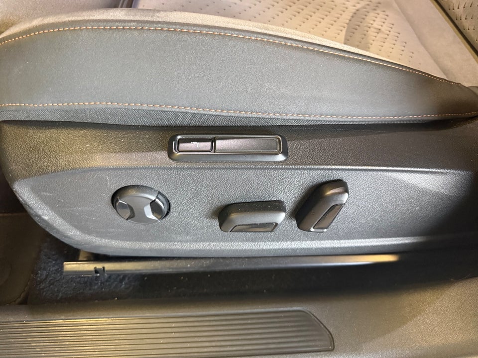 Cupra Born 58 Dinamica Pack High 5d