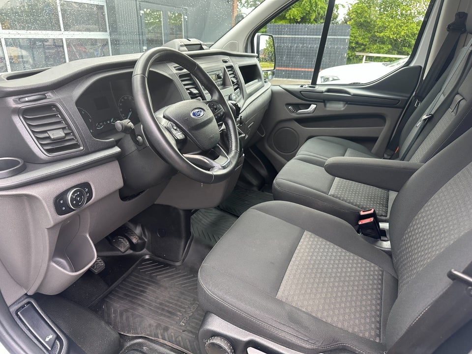 Ford Transit Custom 300 L2 2,0 TDCi 130 Trail