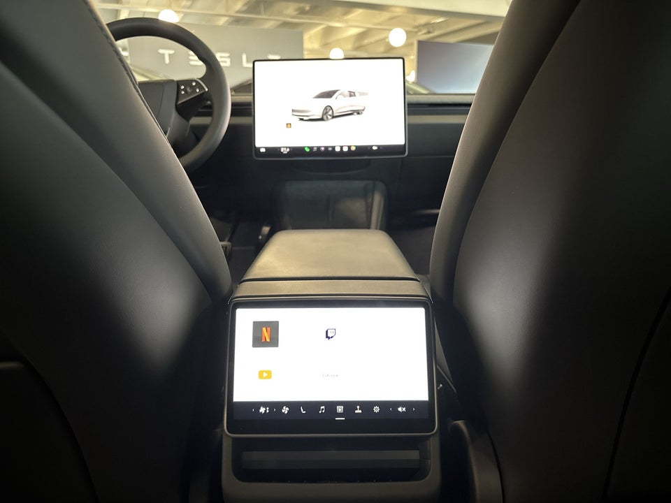 Tesla Model 3 RWD 4d
