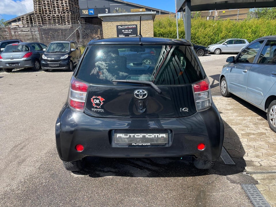 Toyota iQ 1,0 VVT-i Q3 3d