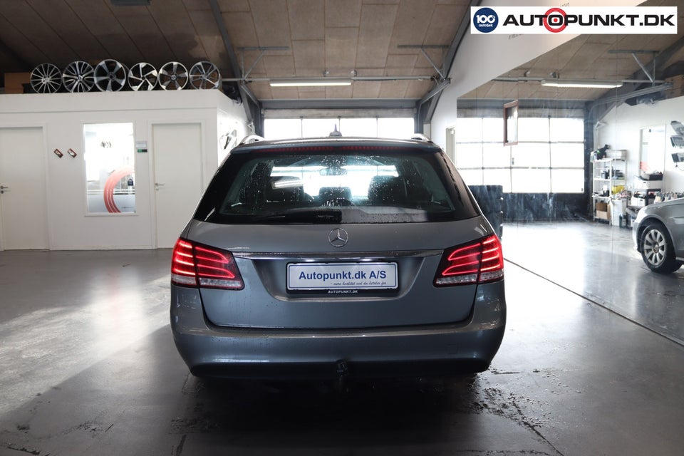 Mercedes E200 2,2 CDi Elegance stc. aut. 5d