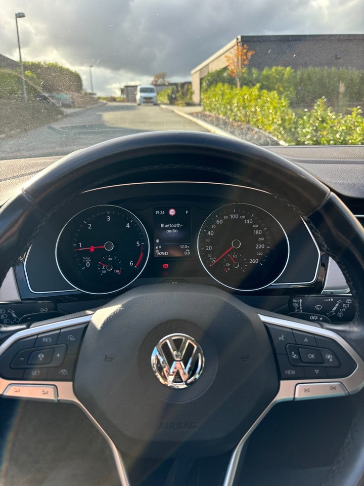 VW Passat 2,0 TDi 150 Elegance+ Variant DSG 5d