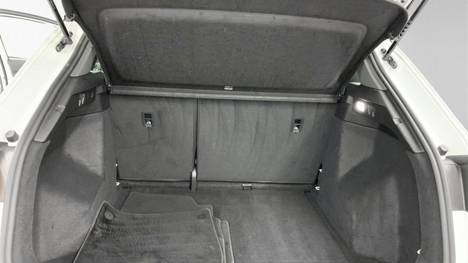 Audi Q4 e-tron 40  5d