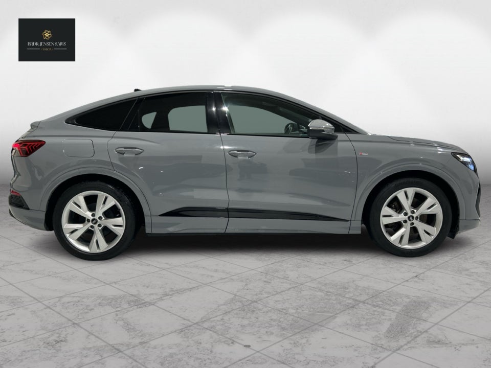 Audi Q4 e-tron 50 S-line Sportback quattro 5d