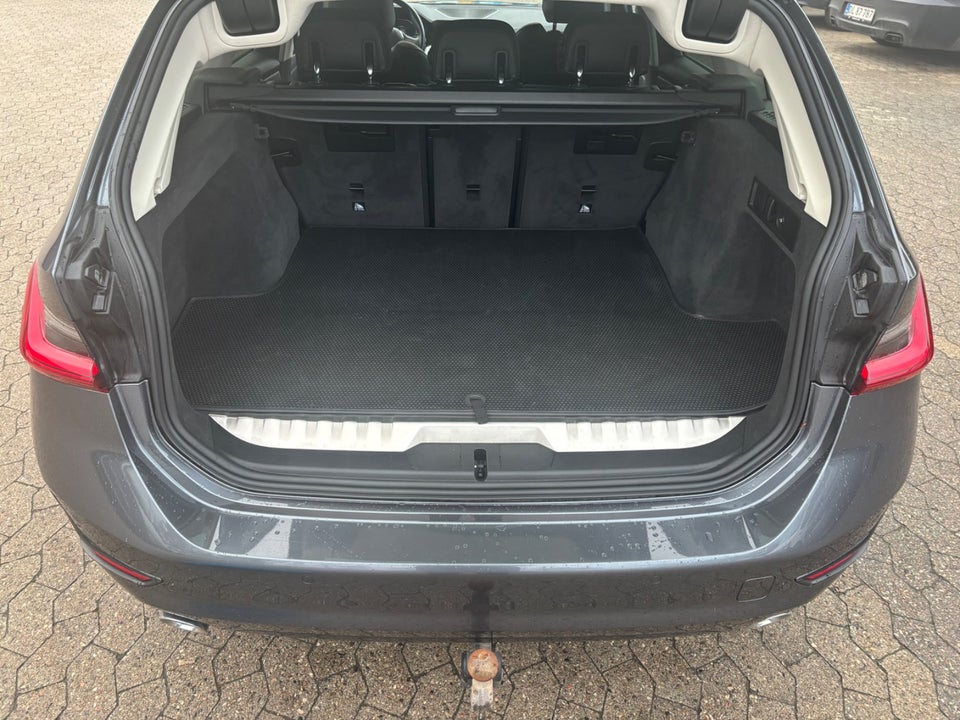 BMW 330e 2,0 Touring Sport Line aut. 5d