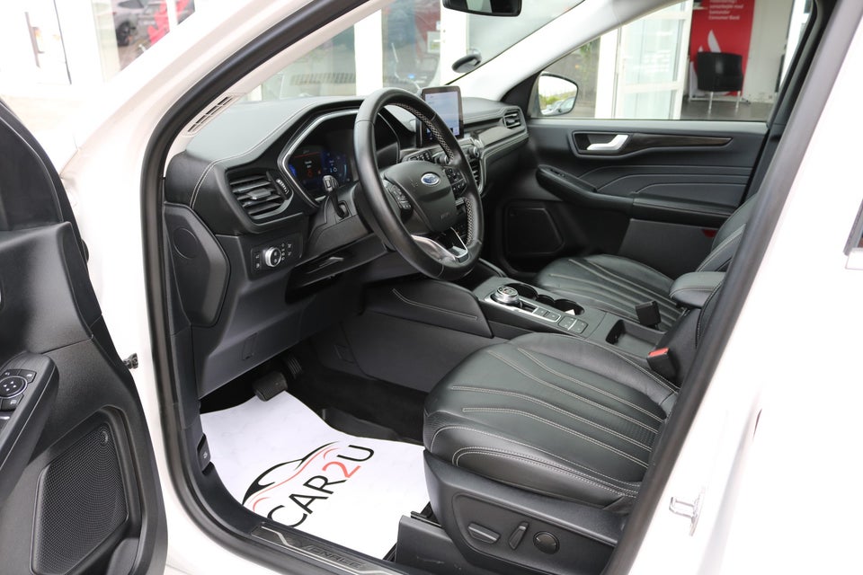 Ford Kuga 2,5 PHEV Vignale CVT 5d