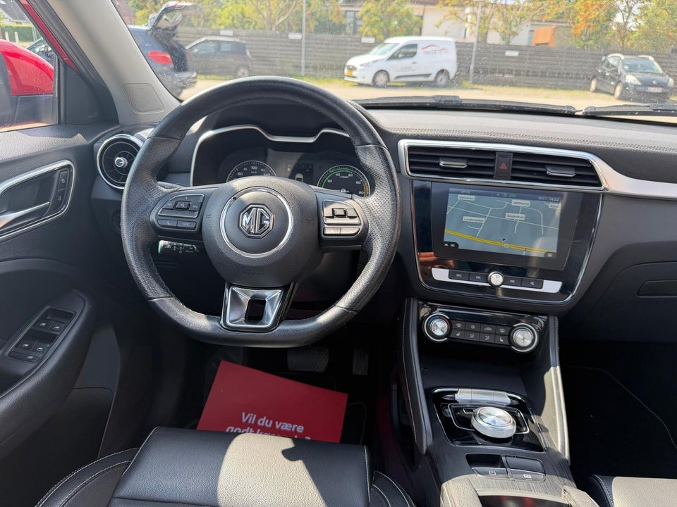 MG ZS EV Luxury 5d