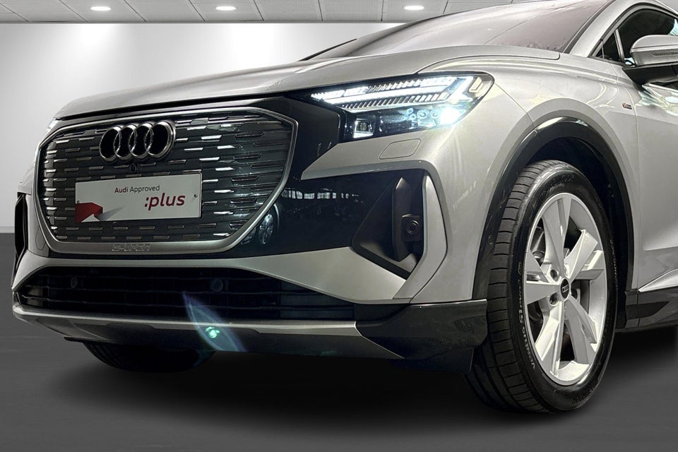 Audi Q4 e-tron 55 S-line quattro 5d