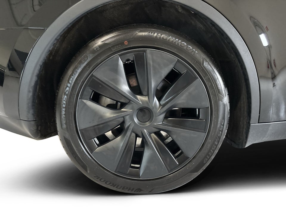 Tesla Model Y Long Range RWD 5d