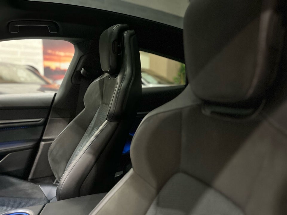 Porsche Taycan 4S Performance+ 4d