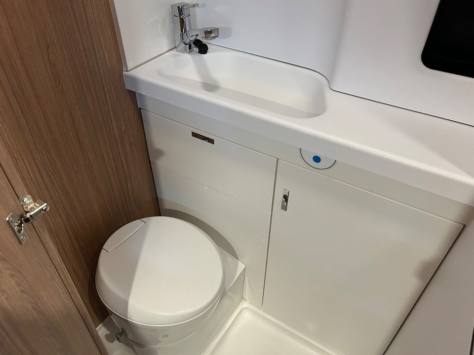 Weinsberg CaraBus 2,0 600 MQ aut. 3d