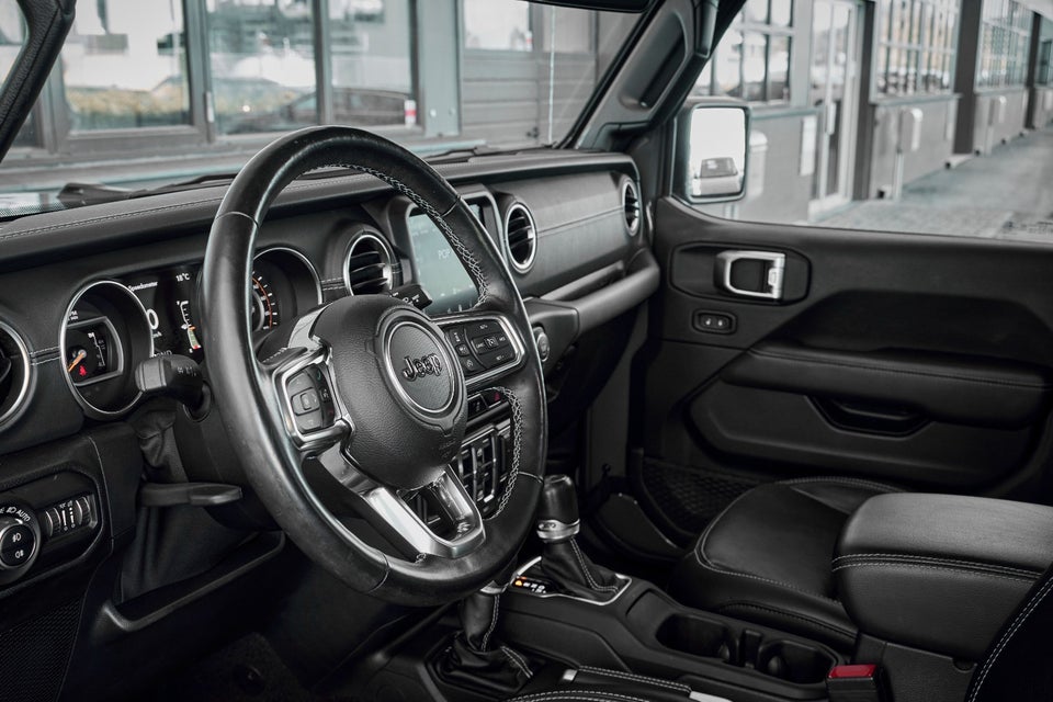 Jeep Wrangler Unlimited 2,0 T Overland Sky One aut. 4x4 4d