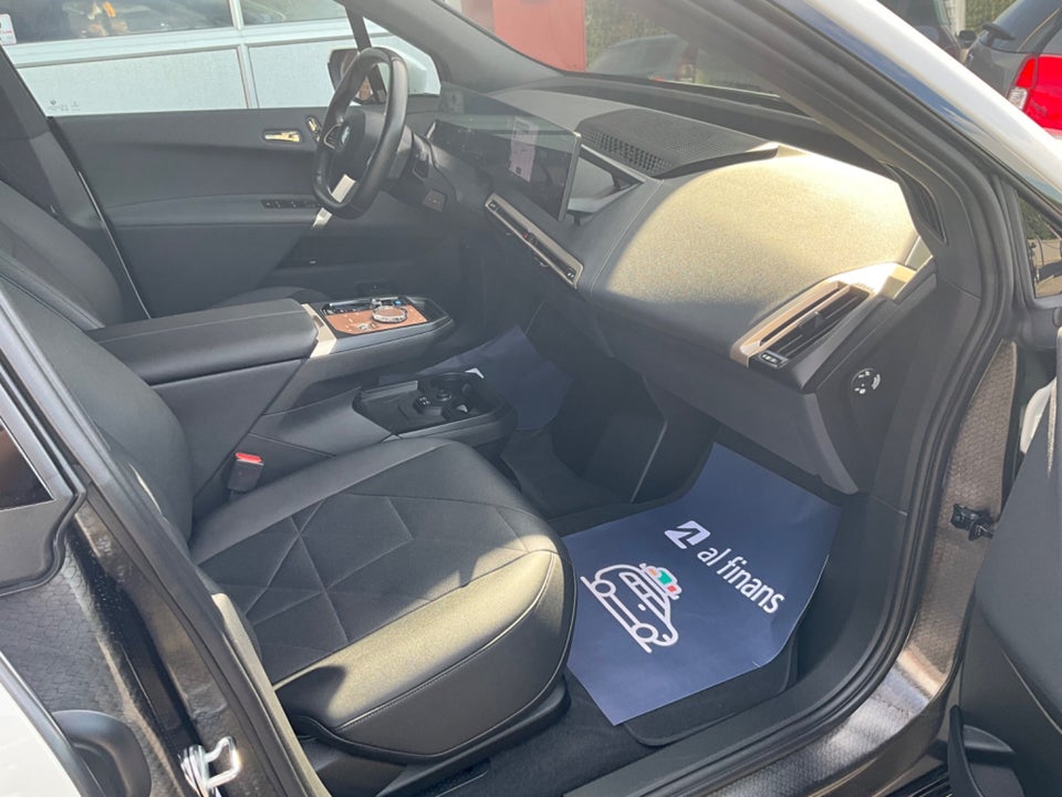 BMW iX xDrive40 Sport 5d