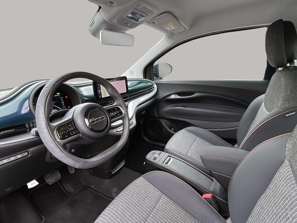 Fiat 500e 42 Icon 3d