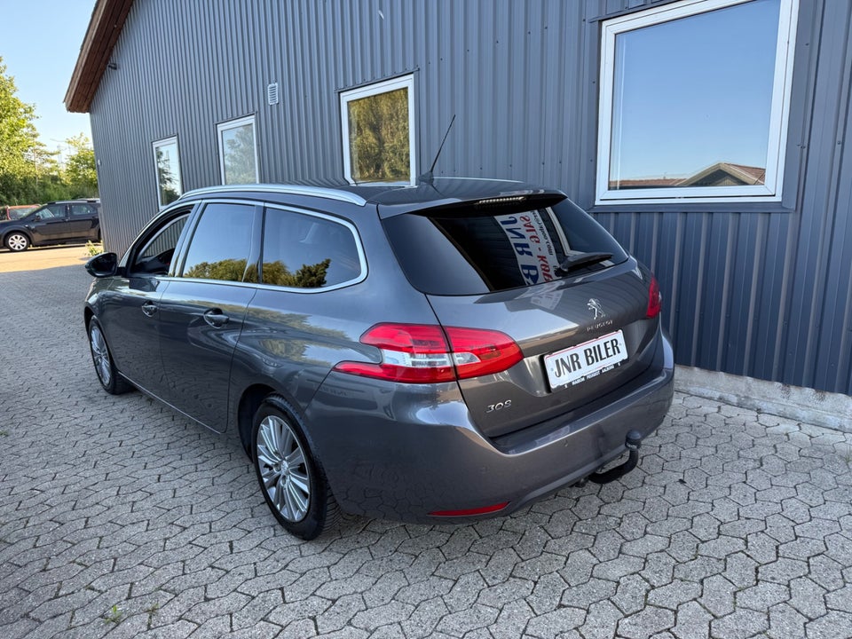 Peugeot 308 1,6 BlueHDi 120 Allure Sky SW 5d