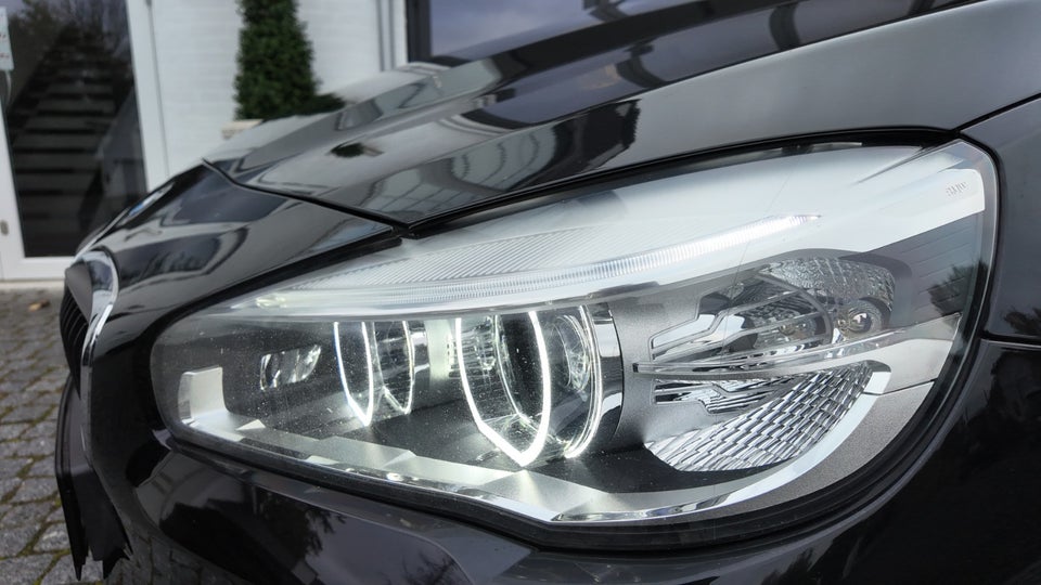 BMW 218i 1,5 Active Tourer Advantage 5d