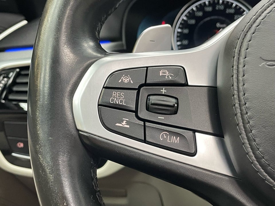 BMW M550i 4,4 xDrive aut. 4d