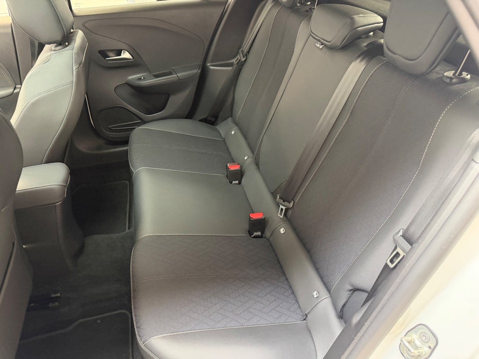 Opel Corsa 1,2 T 100 Sport 5d