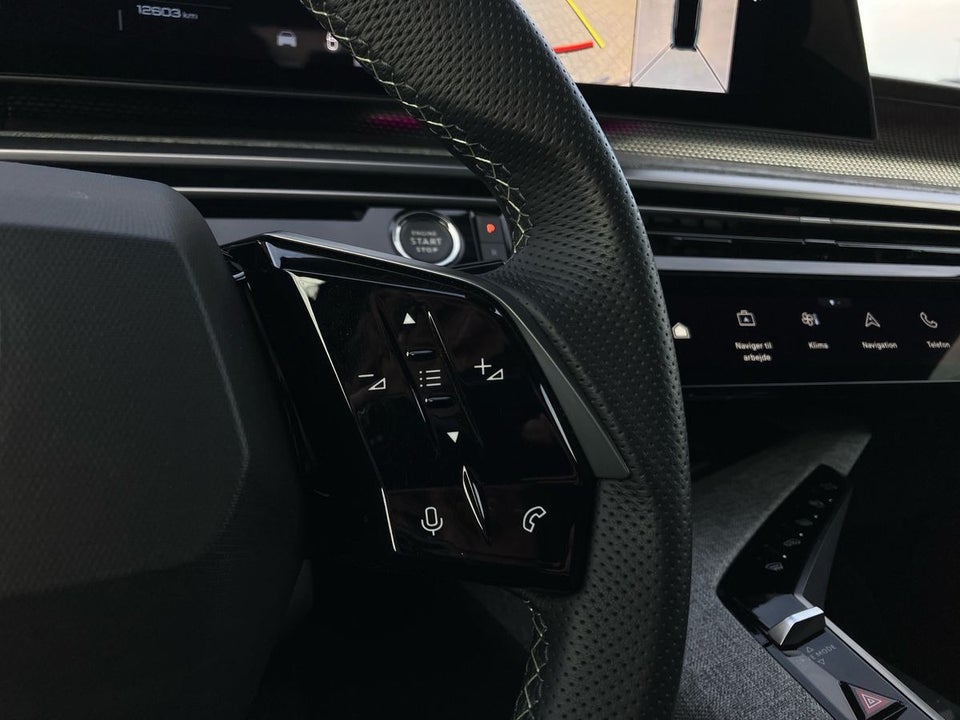 Peugeot e-5008 77 GT Pack 7prs 5d