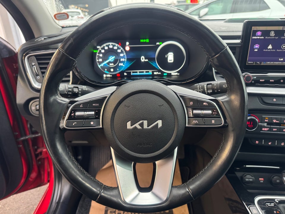 Kia Ceed 1,6 PHEV Upgrade Premium SW DCT 5d