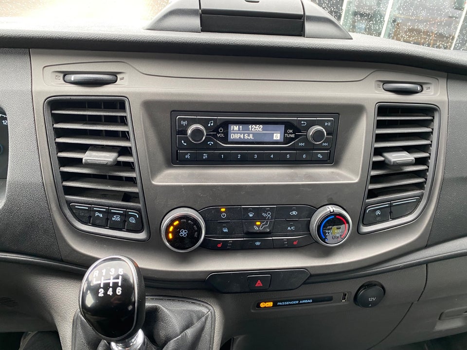 Ford Transit Custom 300 L2 2,0 TDCi 130 Trend Mandskabsvogn
