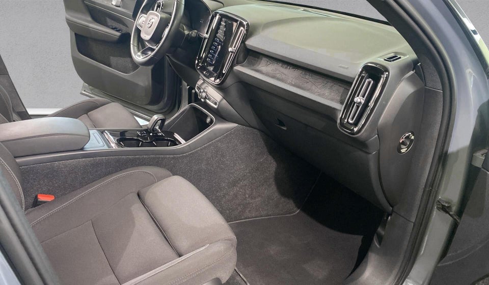 Volvo XC40 P6 ReCharge Core 5d