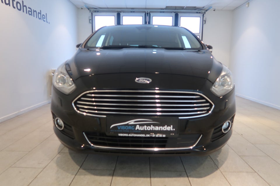 Ford S-MAX 1,5 SCTi 160 Titanium 5d