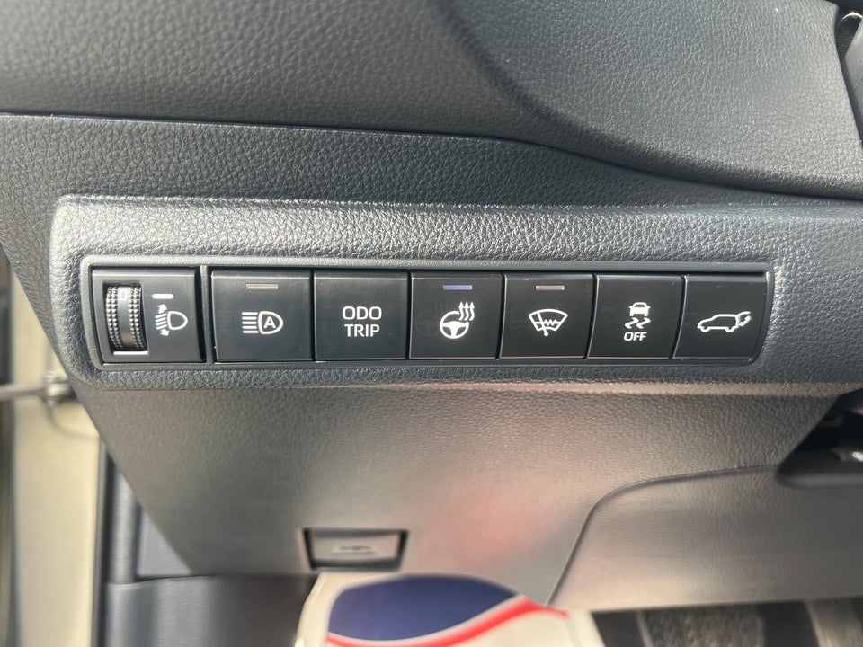 Toyota Corolla 1,8 Hybrid Style Touring Sports e-CVT 5d