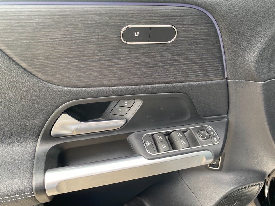 Mercedes EQB250+ Progressive 7prs 5d