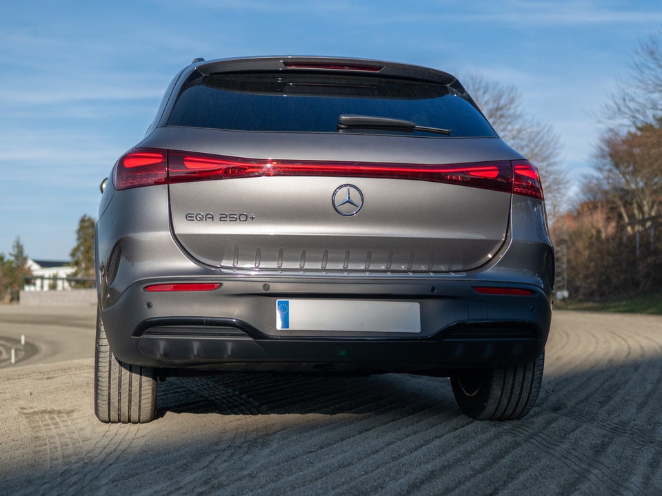 Mercedes EQA250+ AMG Edition 5d