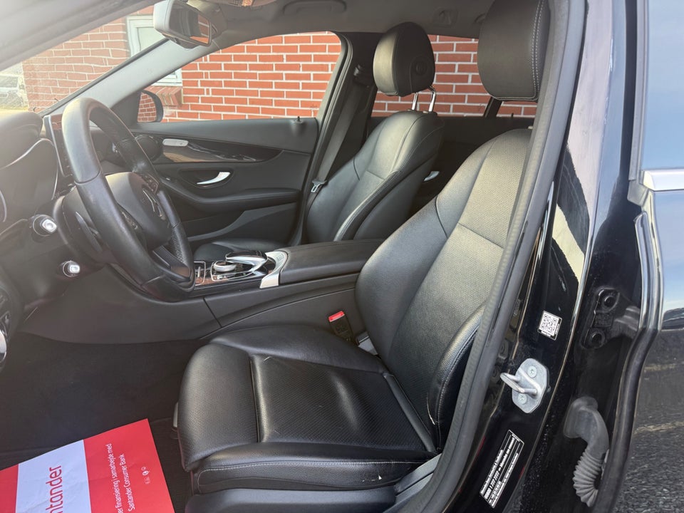 Mercedes C220 d 2,2 AMG Line stc. 5d