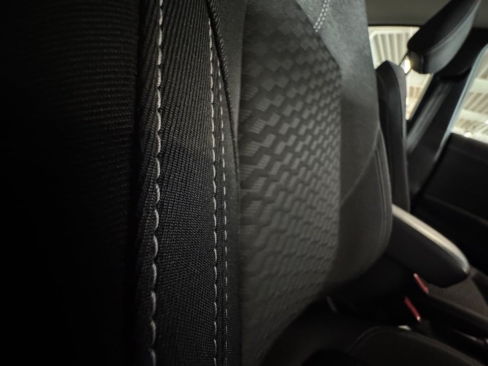 Ford Puma 1,0 EcoBoost mHEV Titanium 5d