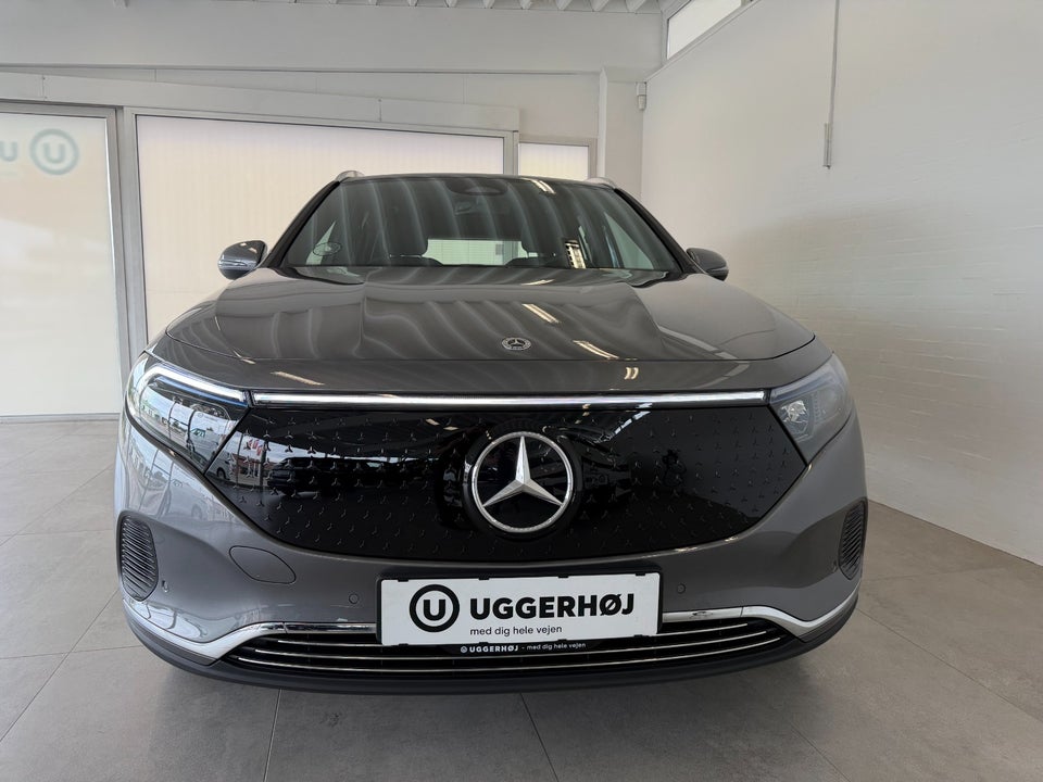 Mercedes EQA300 Progressive 4Matic 5d