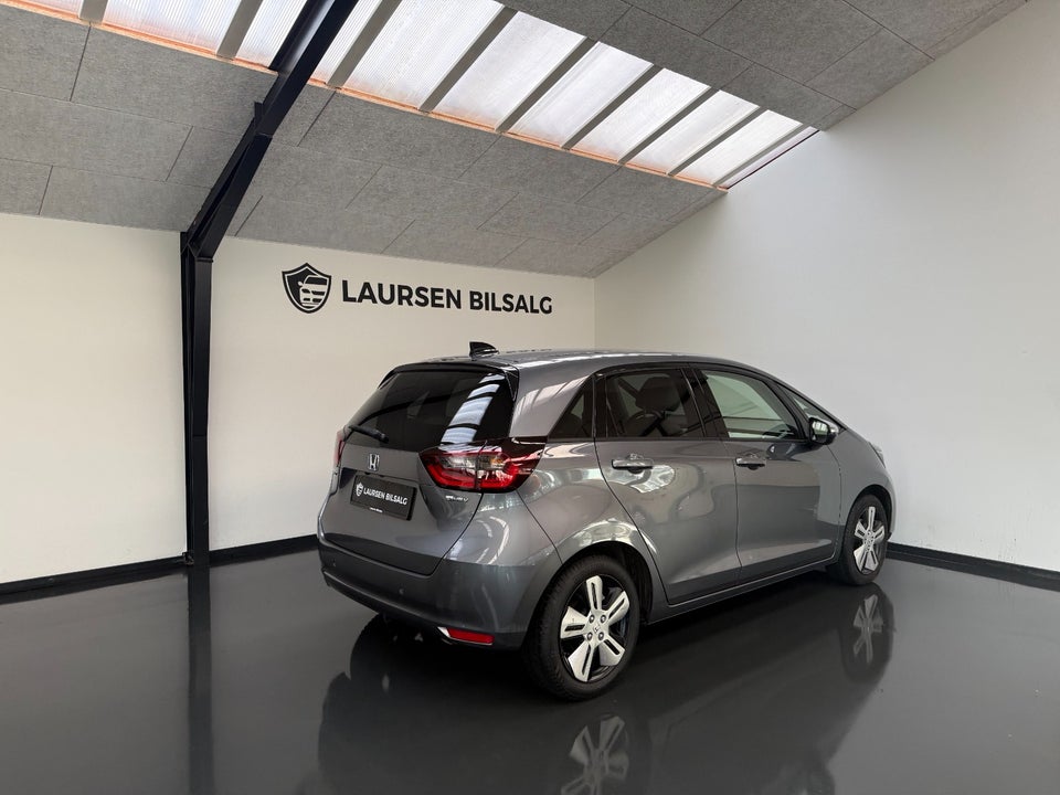 Honda Jazz 1,5 i-MMD Executive eCVT 5d