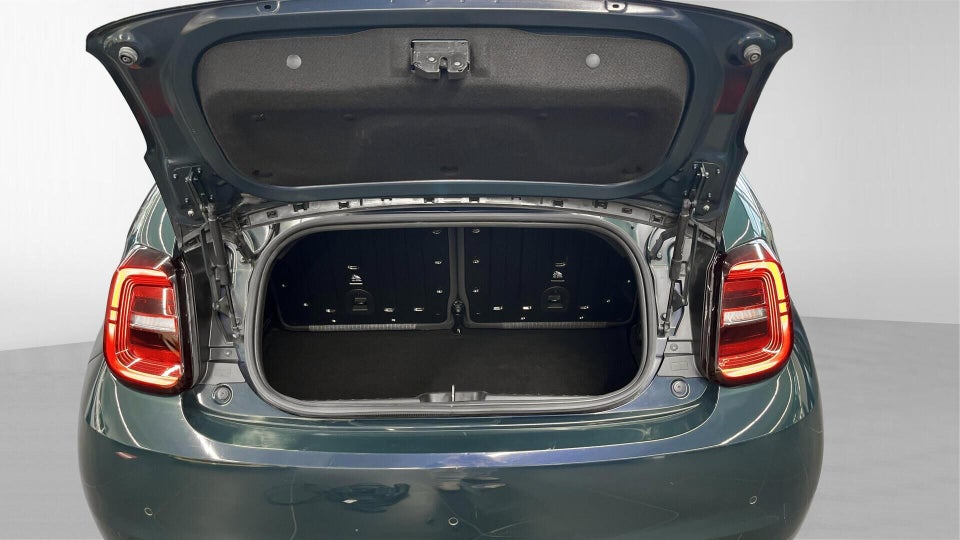 Fiat 500e 42 Icon Cabrio 2d