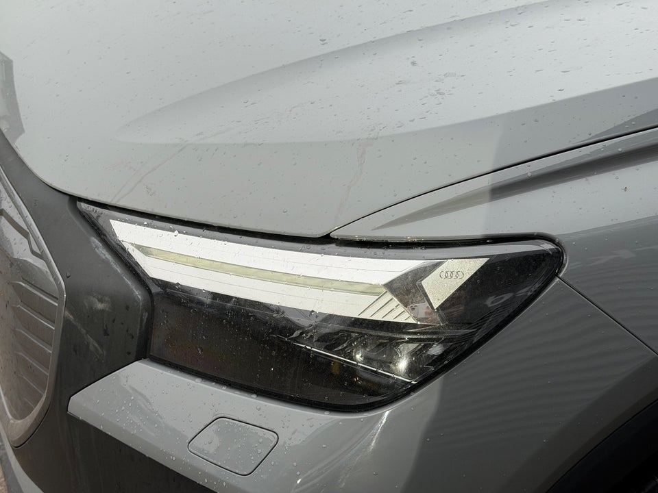 Audi Q4 e-tron 40  5d