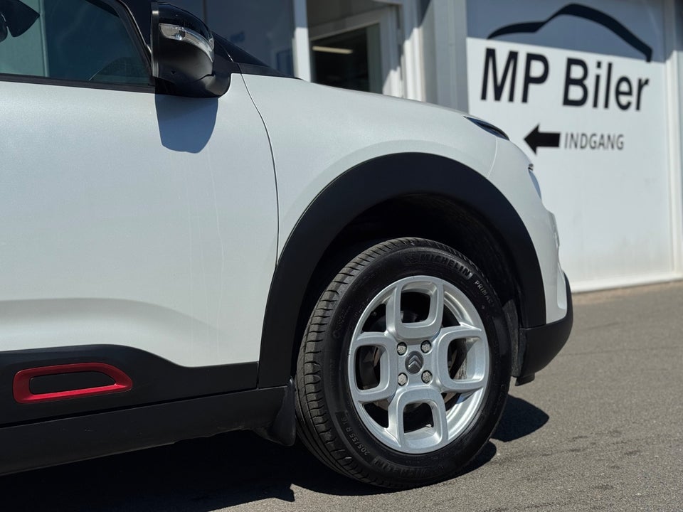 Citroën C4 Cactus 1,6 BlueHDi 100 SkyLine 5d